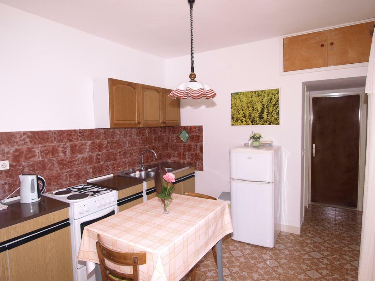 Apartments Skorin Lumbarda Exterior photo